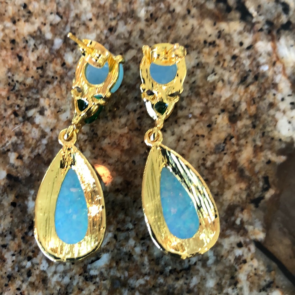 🧚🏻‍♂️Sparkling green and gold colored earrings - Picture 6 of 6